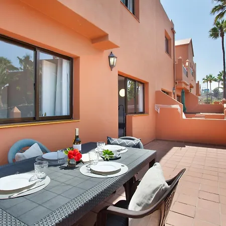 Holiday home Oasis Royal E204