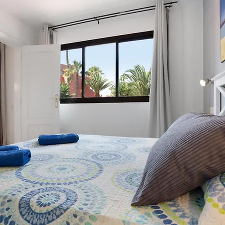 בית נופש Oasis Royal E204